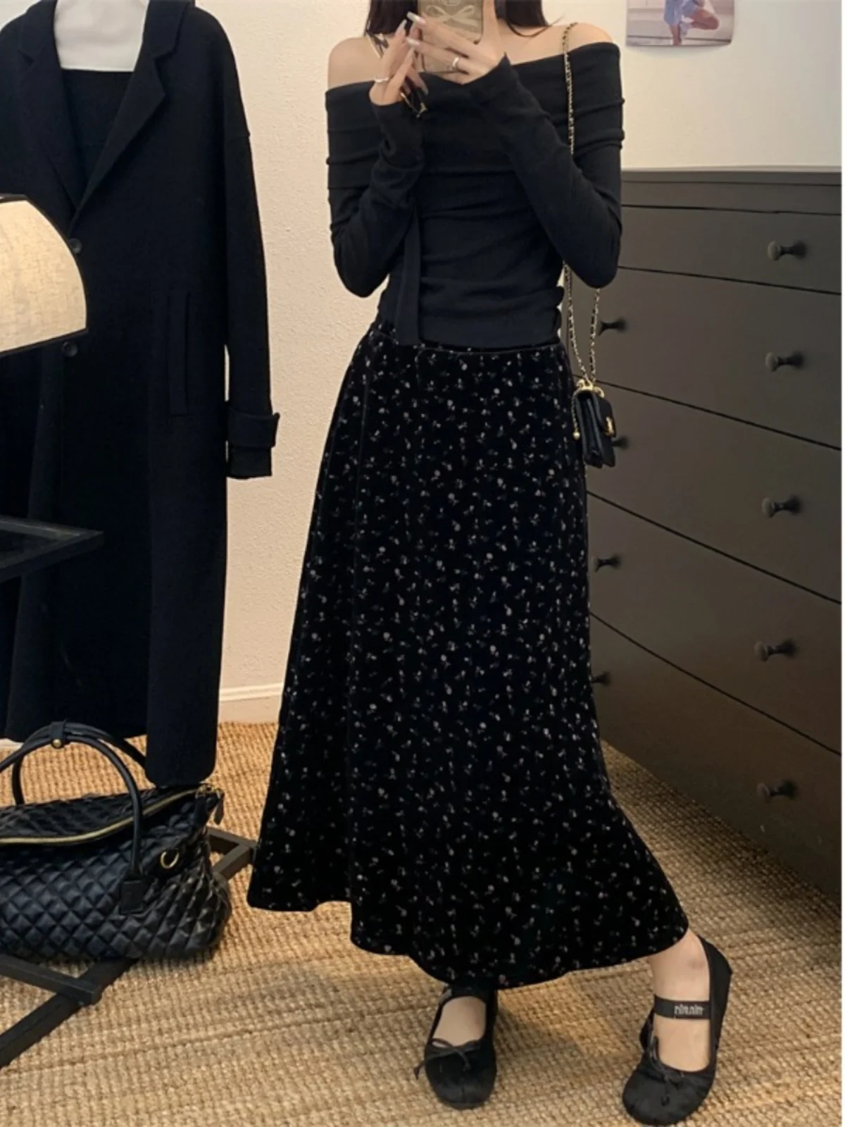 

plus Size Women's Vintage Bla Velvet A-Line Skirt Floral Print Mid-Length Winter New Sle High Waist Women's Skirt