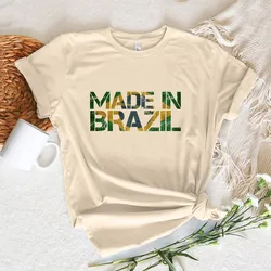 女性のブラジルのストリートウェアTシャツ、Tシャツ、日本の服