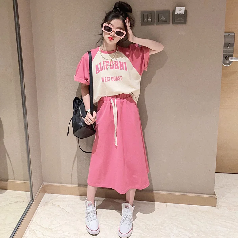 

Girls summer suit 2024 new kidsren's clothing fashionable and stylish girl sports popular summer short T-shirt + skirt for 14 Y