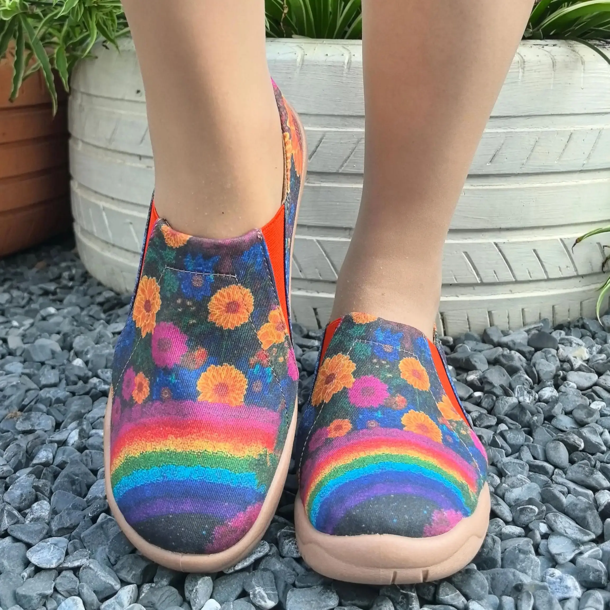 

Женские слипоны, повседневные кроссовки, обувь для ходьбы, обувь для бега, удобная тканевая обувь, женская обувь больших размеров с красочным цветочным принтом, модный праздничный подарок.