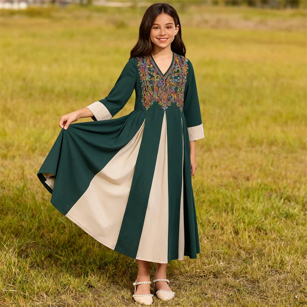 

Middle East Girls Long Dress Muslim Kids Embroidery Party Dresses Dubai Abaya Turkey Kaftan Children Islam Clothing Caftan Robe