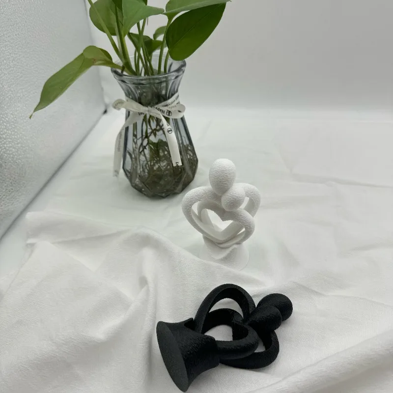 

3D печатная пара в форме сердца, скульптура, художественные маленькие украшения, гостиная, рабочий стол, спальня, украшения для дома