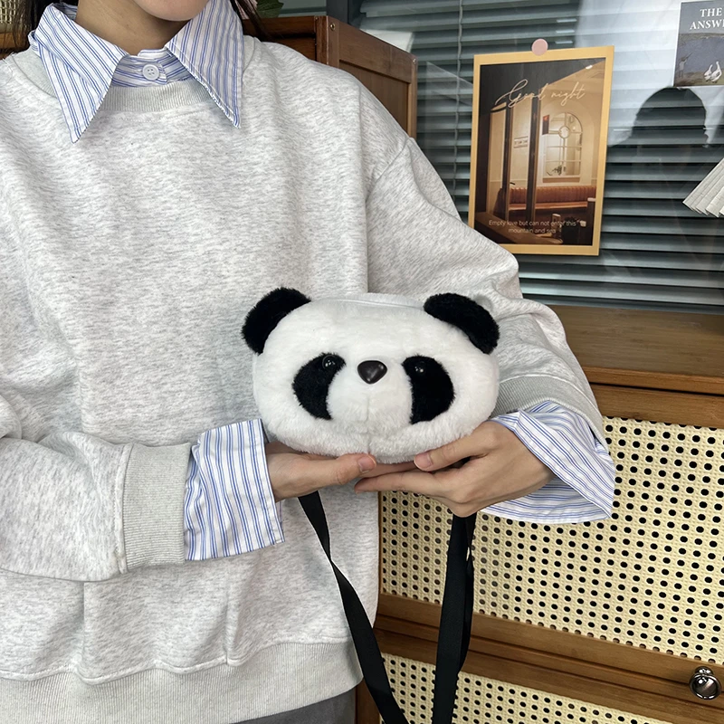 New Panda Head Crossbody Bag for Girls Sweet and Cute Plush Bag Cartoon Children's Single Shoulder Small Bag