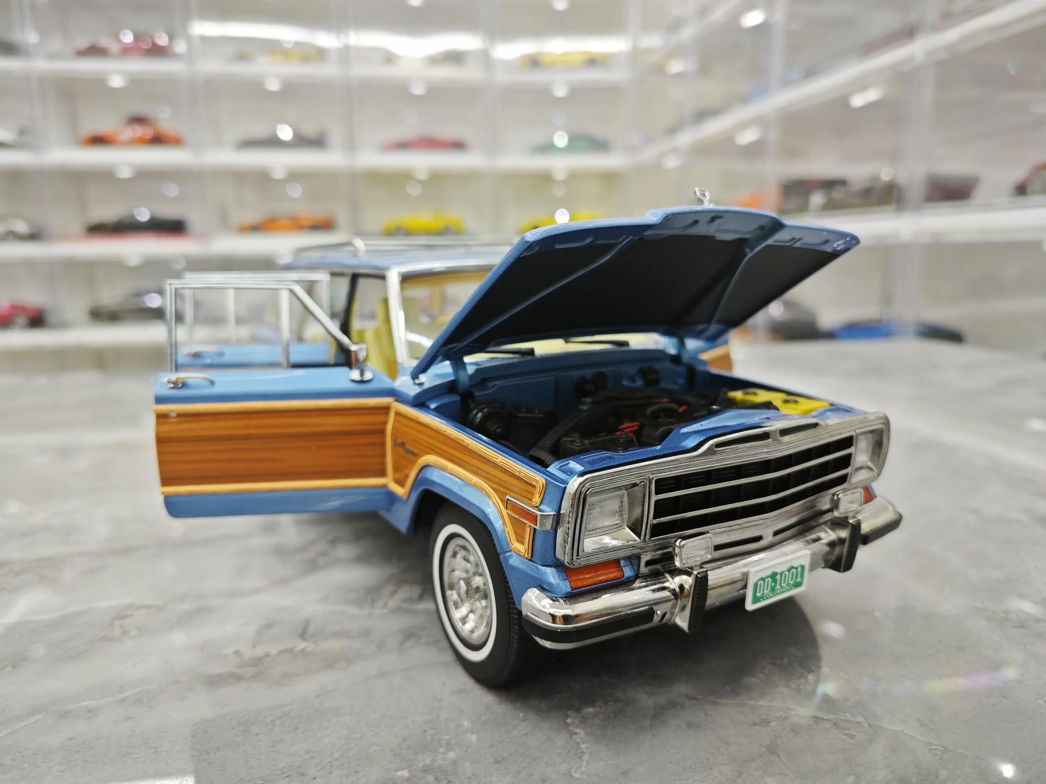 DD Model 1:18 Jeep Wagoneer Alloy Car Model Simulation Artefacts Home Miniature Gift Collection