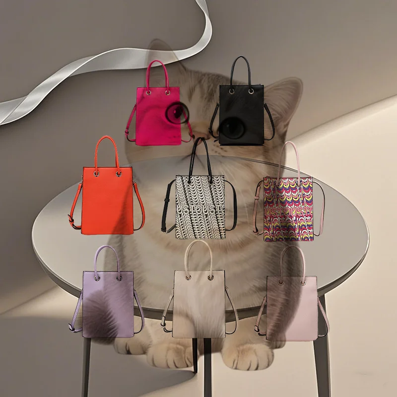 

Essential for Summer Travel! The Spanish Large Capacity Crossbody Square Bag Showcases Casual Fashion.