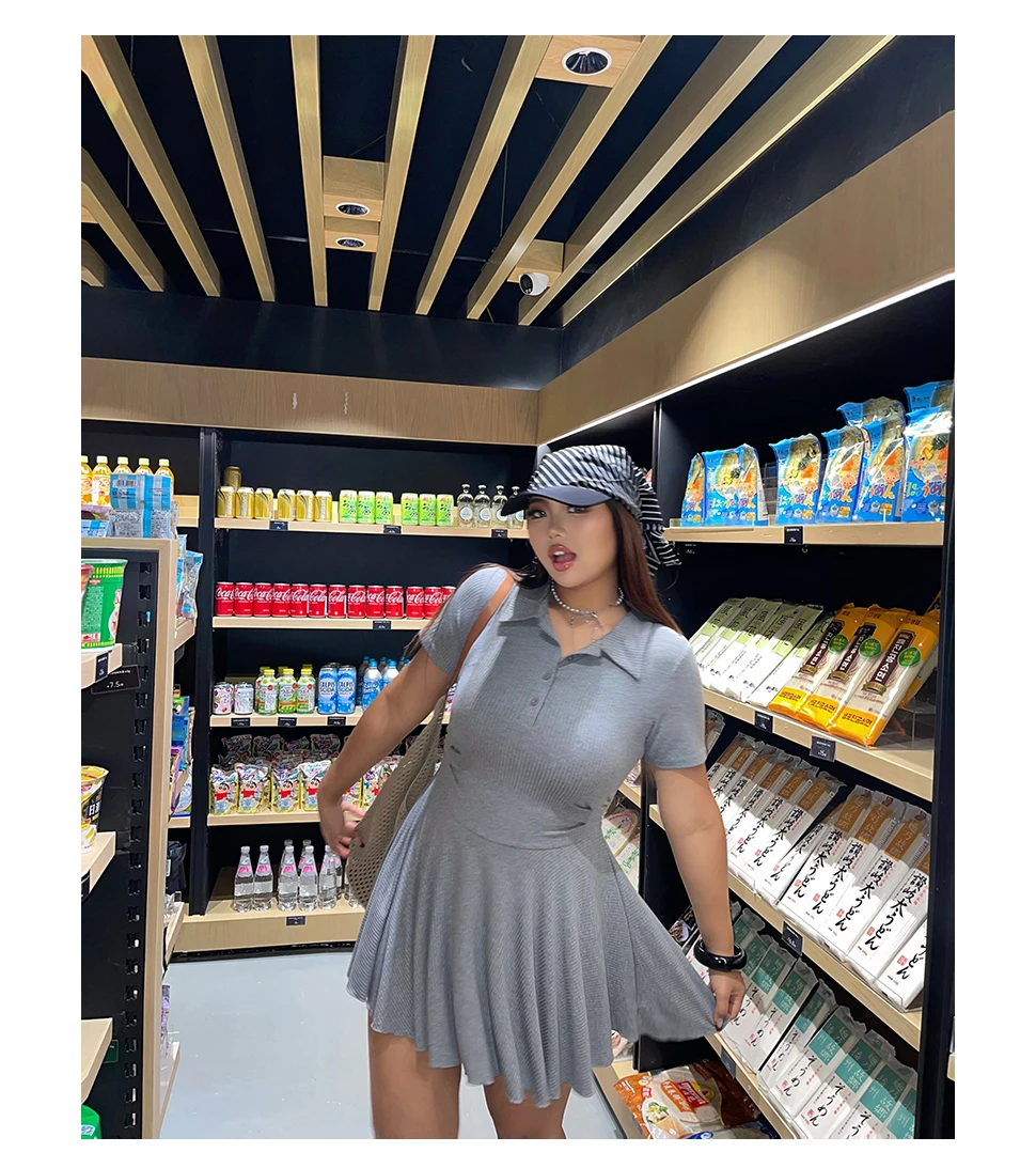 Camicia estiva da donna di grandi dimensioni con scollo a POLO nero Abito corto a vita alta A-line Moda che riduce l'età Abiti versatili che riducono l'età