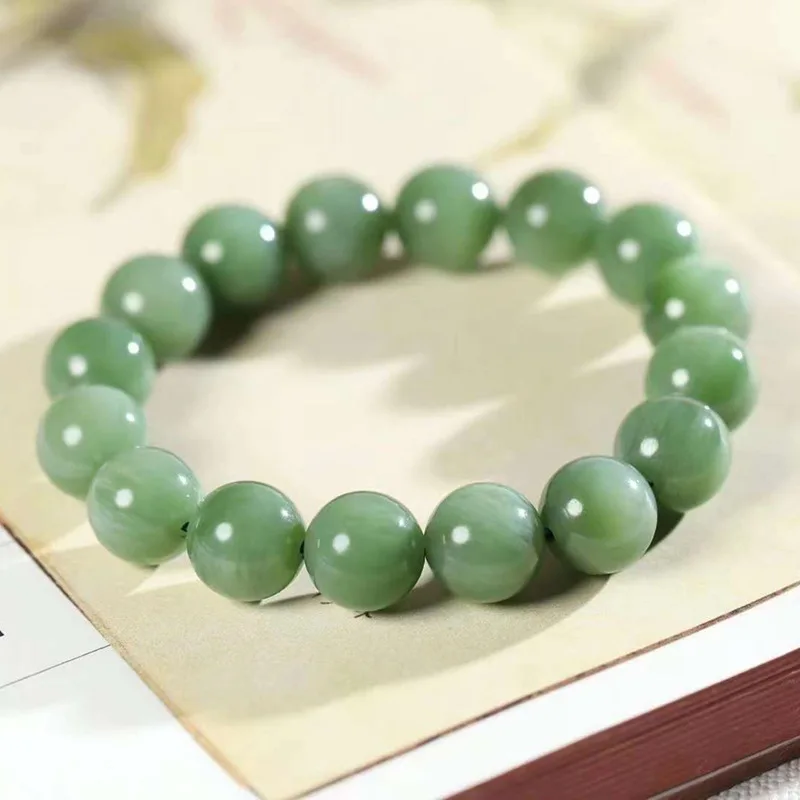 

Natural Xinjiang Hetian Russian Micro Cat Eye Jade Bracelet for Men and Women