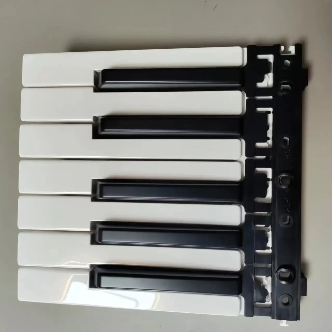 

For Yamaha PSR-170 PSR-172 PSR-175 PSR-290 PSR-292 PSR-293 PSR-295 White black Keys Keyboard Parts