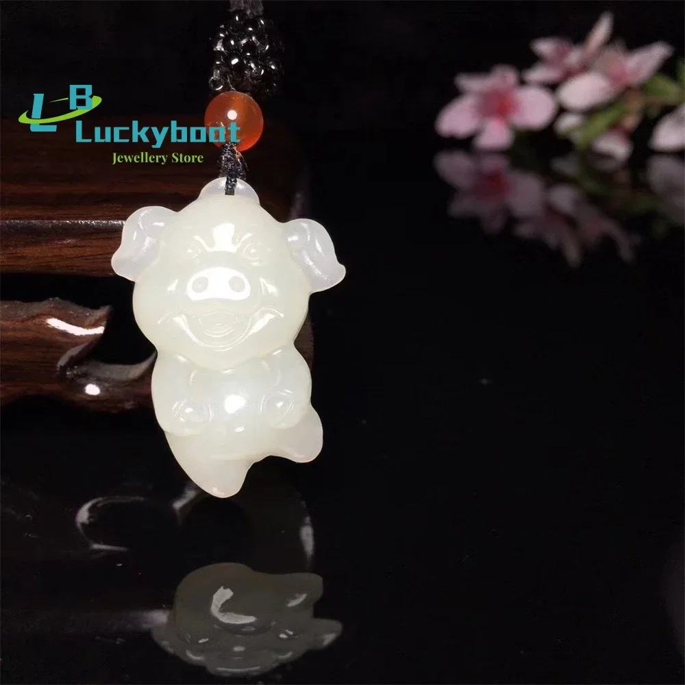 

Синьцзян Хэтянь Нефритовый мультяшный кулон со знаком зодиака и свиньей для мужчин и женщин из нефрита