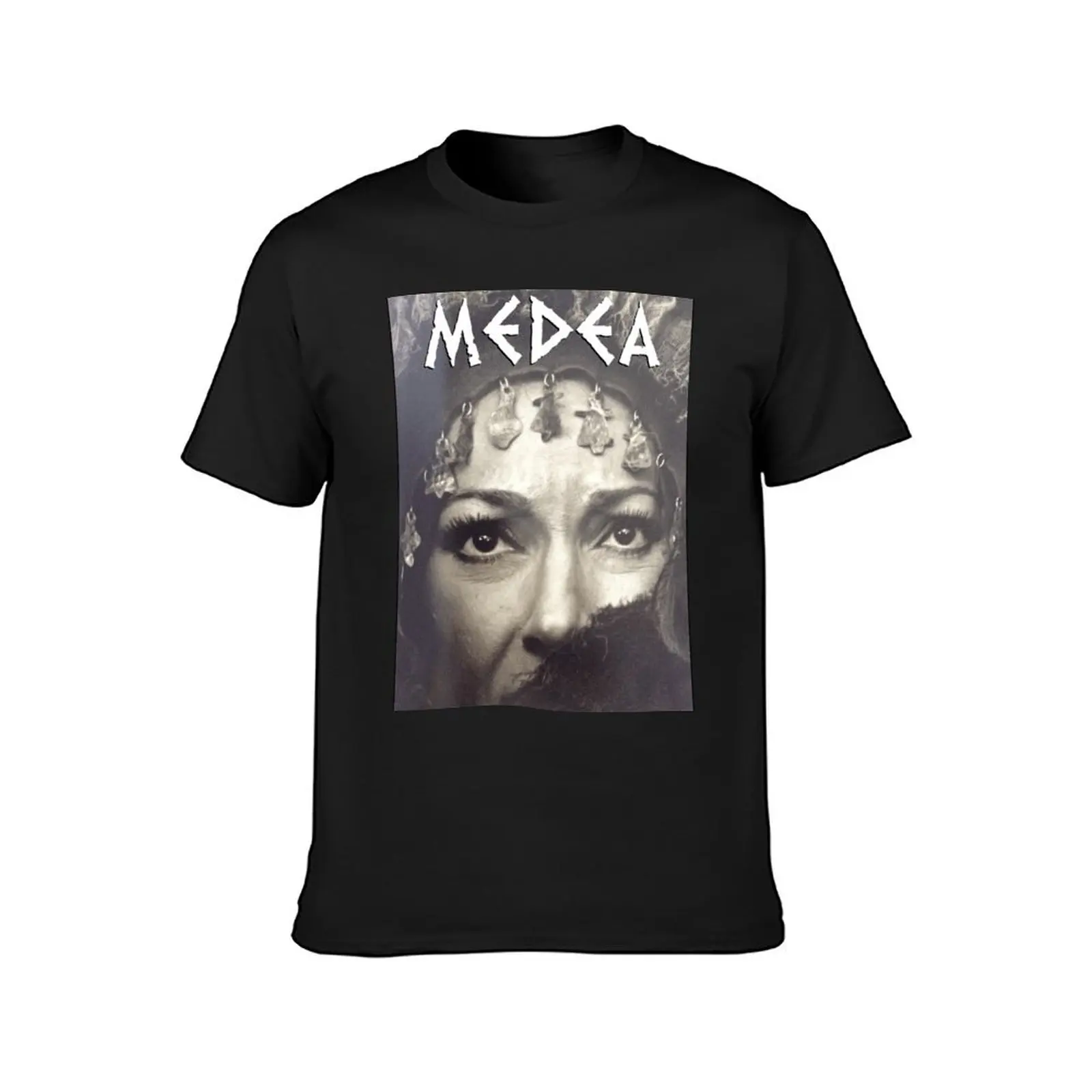 Medea (Pier Paolo Pasolini) T-Shirt quick drying plus size tops men graphic t shirts