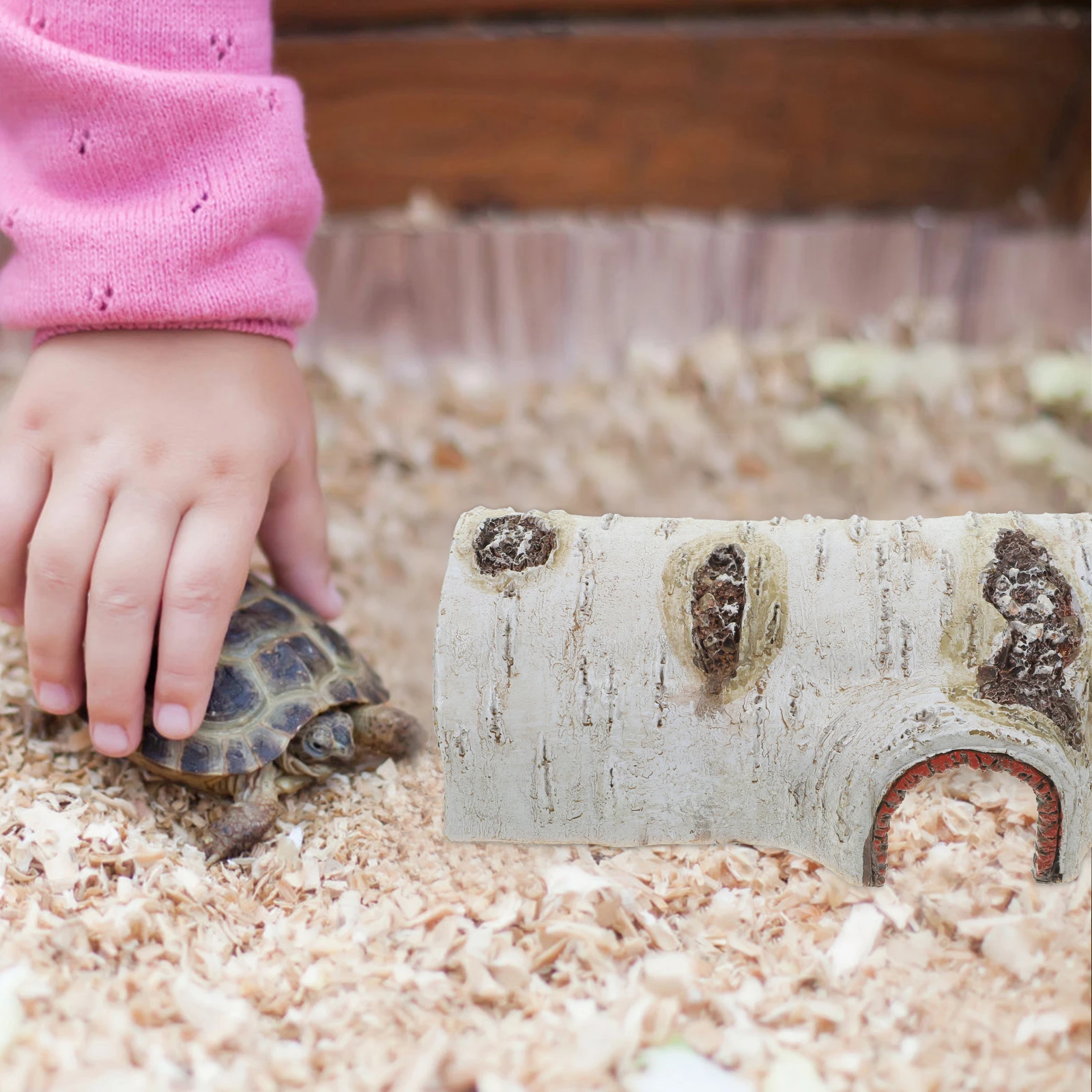 

1Pcs Reptile Hiding Cave Resin Handcrafted Natural Pet Shelter Safe Hideout for Tortoise Lizard Hamster Reptiles Hideout