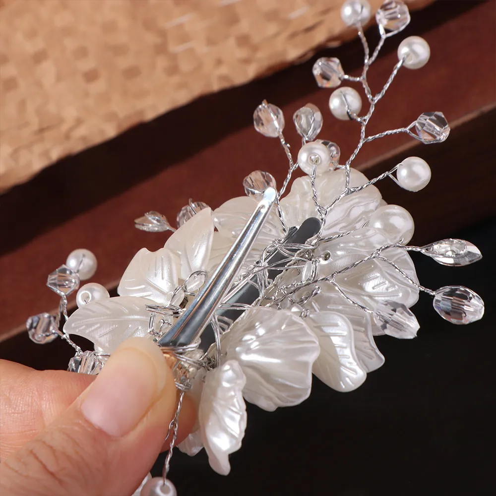 New Crystal Pearl Flower Bridal Headwear Handmade White Bride Headdress Elegant Luxury Wedding Hairpin For Women