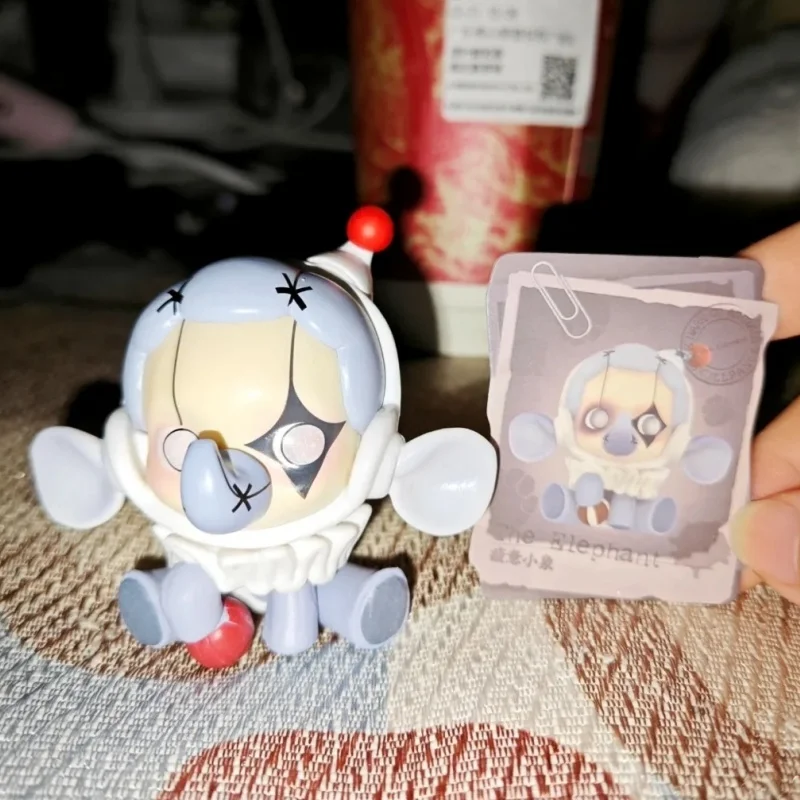 Gorąca wyprzedaż Skullpanda klacz seria plakatów ze zwierzętami zabawki dekoracja stołu Kawaii lalka Model pudełko zabawki ozdoby zbierają prezenty