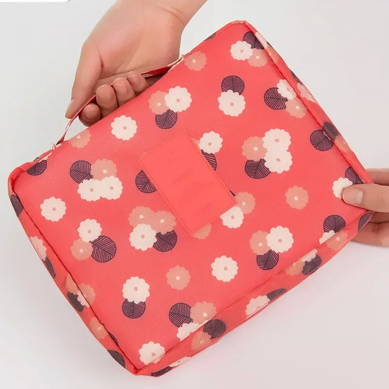 Travel Large Capacity Portable Makeup Bag Women Cosmetic Bag Toiletries Organizer Multi-functional Waterproof Toiletry Bag