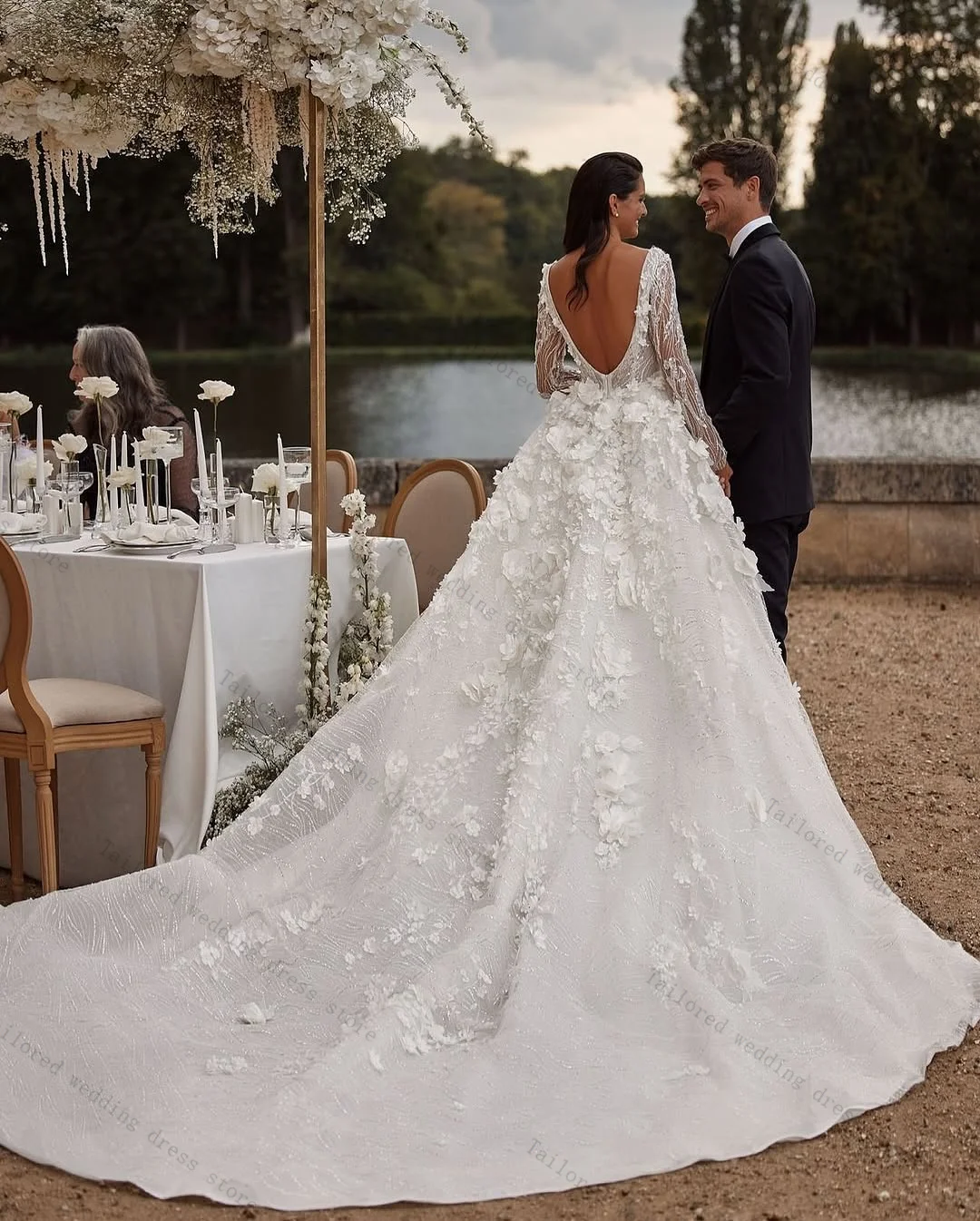 럭셔리 진주 꽃 여성 웨딩 드레스 섹시한 쉬어 넥 풀 슬리브 신부 가운 Boho Garden Church 맞춤형 백리스 가운