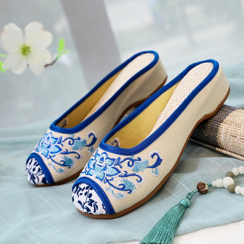 Veowalk Handmade Casual Chinese style Embroidery Slipper Old Peking National Cloth Shoes Vintage Women Breathable Summer Shoes