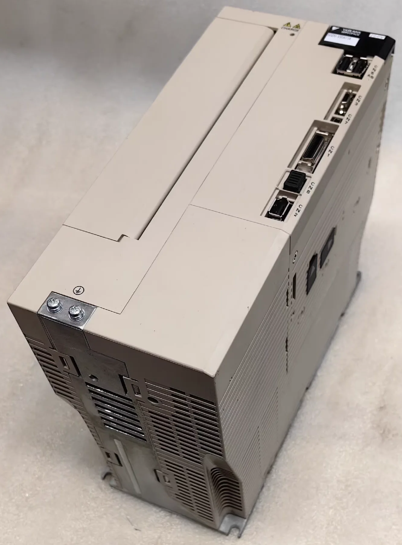 

SGDV-330A11A Brand New Servo Drive Original Genuine，SGDV 330A11A，Fast Shipping