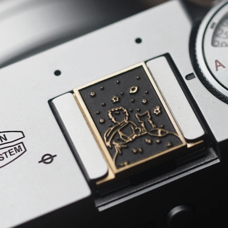 لنيكون Z8 ZF سوني A6700 ZVE10 A7C2 لوميكس S9 كانون R52 R3 فوجي فيلم X100VI XT50 حامي غطاء الكاميرا المعادن الساخن النار غطاء