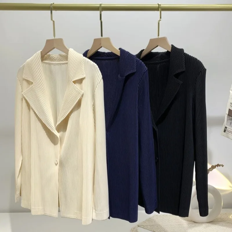 

Miyake Fall Winter New Thickened Fabric Pleated Casual Women's Jacket Simple Loose Tops Versatile Office Commuting Women Coat