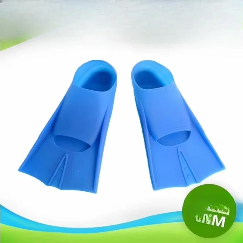 Durable Adjustable Underwater Diving Equipment Silicone Fins Flippers Snorkel Swimming Fins Mermaid Fin Short Blade Light Weight
