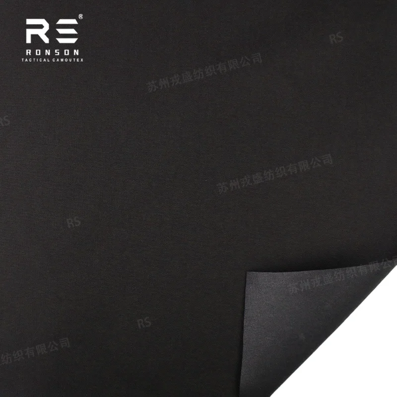 قماش كوردورا مطلي بالبولي أميد 100% من النايلون 500D H01 # معالجة بالأشعة تحت الحمراء السوداء، استخدام متين لمعدات التروس التكتيكية WR+NIR