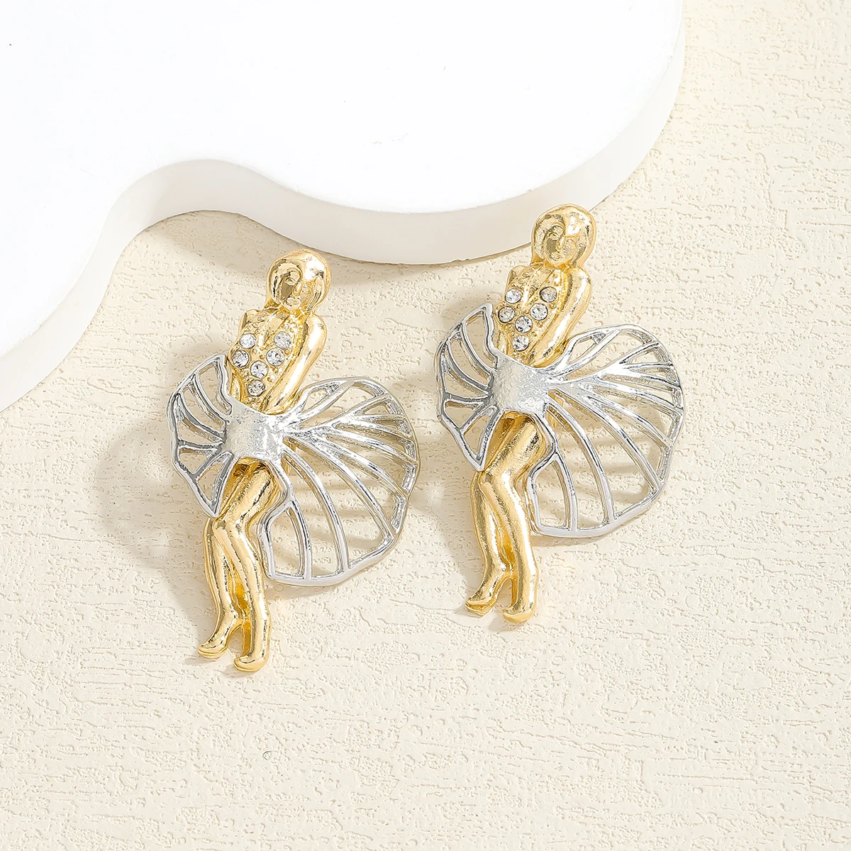 سبائك ذهبية مارلين مونرو وأقراط للنساء رائعة بلينغ الزركون بيان مجوهرات الزفاف العروس مأدبة الملحقات #6