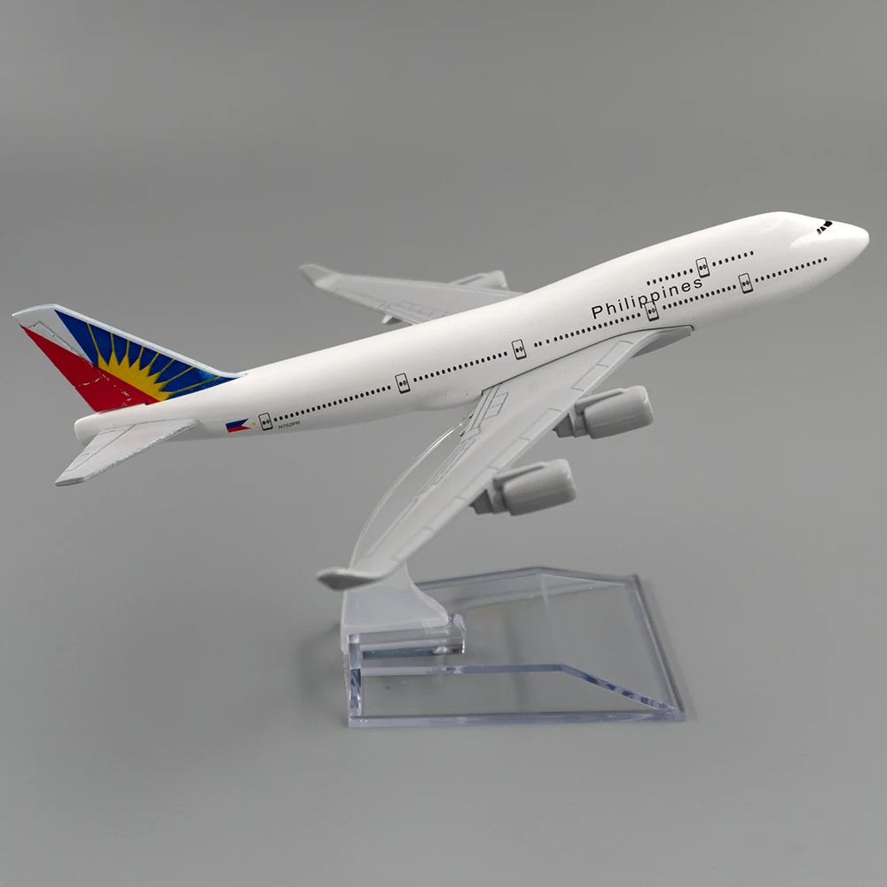 

1/400 Scale Alloy Aircraft Boeing 747 Philippines 16cm Alloy Plane B747 Model Toys Children Kids Gift for Collection