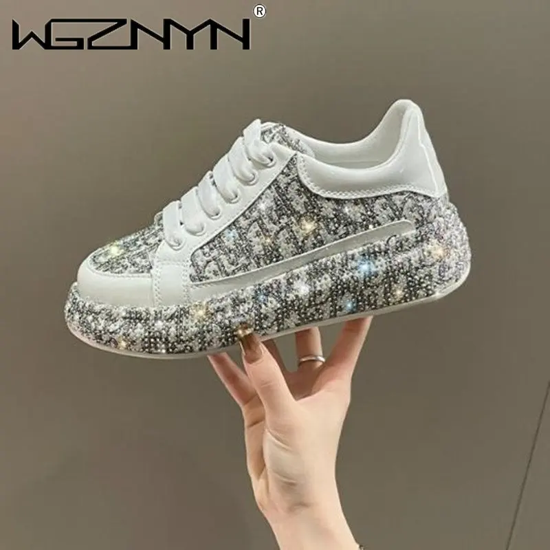 Hot Sale Wholesale Sexy Bling Casual Shoes for Women New Style Fashionable Flat Shoes Summer New Style Womens Fashion Sneakers