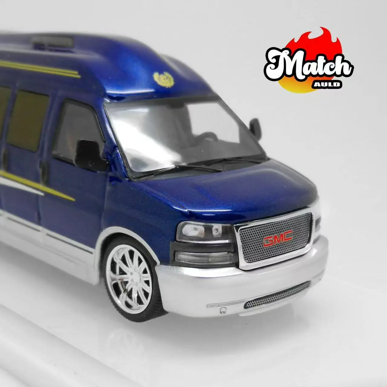 **Vorbestellung**GOC & Auld Match 1:64 GMC SAVANA Blue Travel Business RV Modellauto