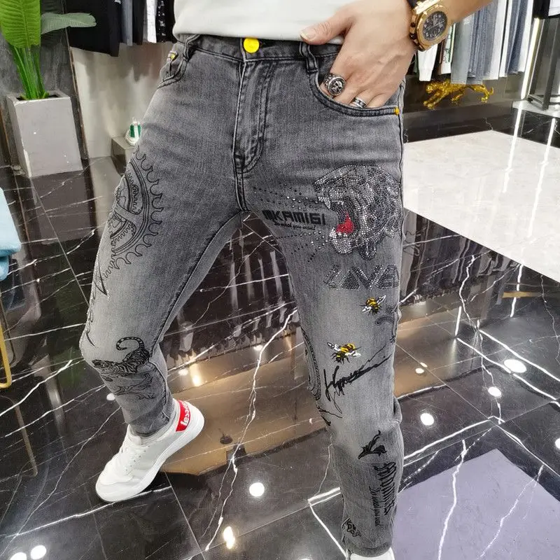 Autumn and Spring Luxury Men\'s Clothing Skinny Jeans with Tiger Head Printed and Diamond Decoration Slim Fit Streetwear Trousers