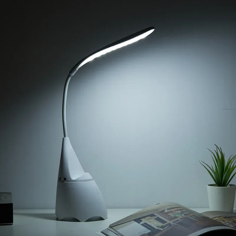 Lampe de table LED multifonction Bluetooth pour la décoration intérieure, la lecture dans le foyer, la protection des yeux, la lumière de table, la lampe de bureau de charge des étudiants modernes