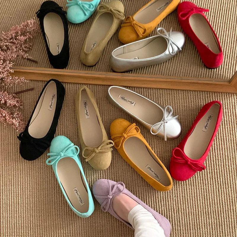 

Новые модные женские туфли без каблука с круглым носком, слипоны, летние/весенние, с бантом-бабочкой, женская обувь на плоской подошве 2026 года