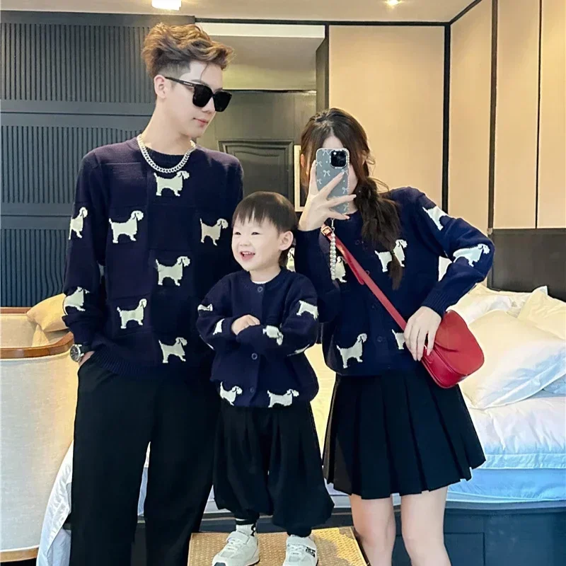 2024Sweater for the Whole Family Matching Clothes Kids Knitted Tops Baby Knit Mom Daughter Son Cardigan Dad and Children Clothes