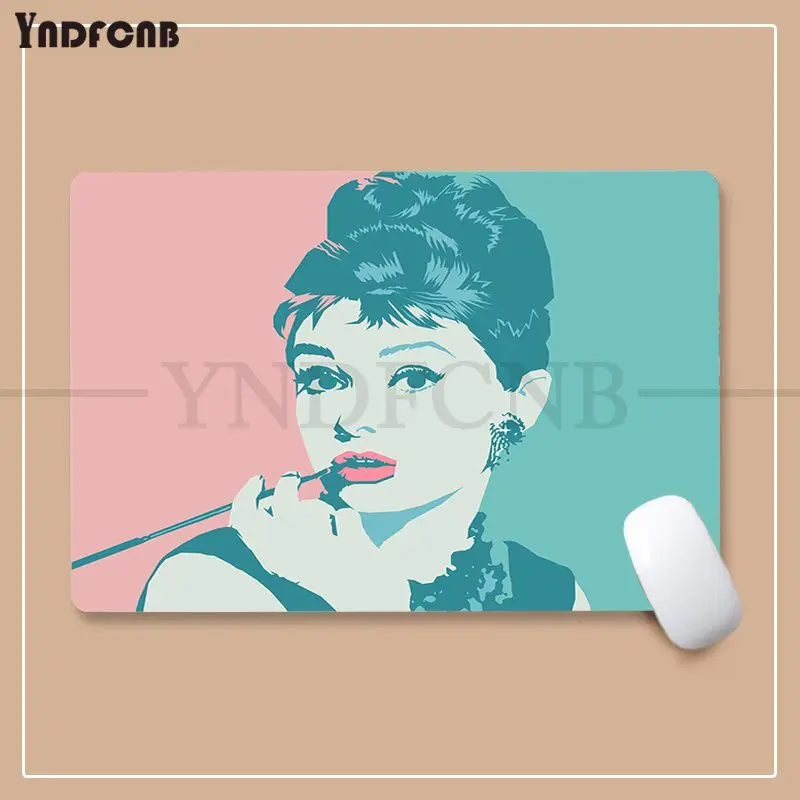 Audrey Hepburn Girl Pad Gaming Player Desk Laptop Rubber Mouse Mat Size For CSGO Game Player Desktop PC Computer Laptop