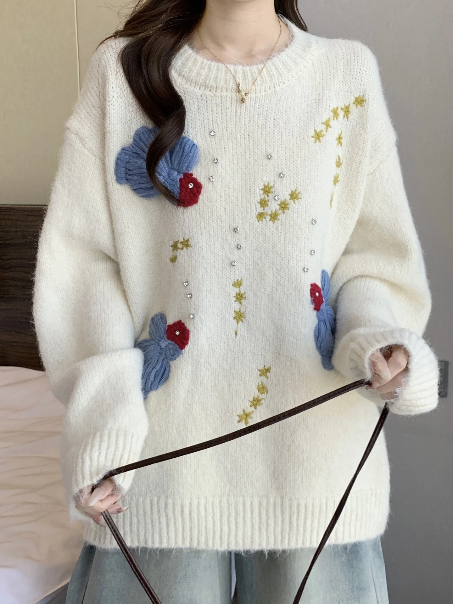 

White Heavyweight Knitted Sweater Soft Thiened Embroidered Loose Fit Autumn Winter plus Size Women's Comfortable Warm Top