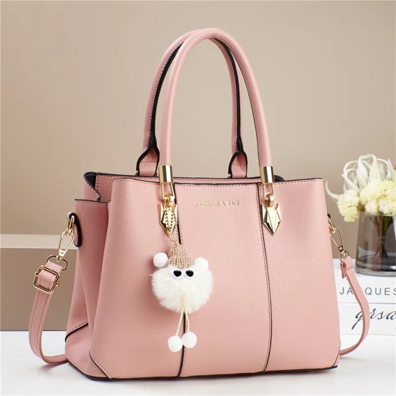 

High End Women Messenger Bag Luxury Leather Vintage Elegant Crossbody Tote Handbag for Daily Use and Shopping