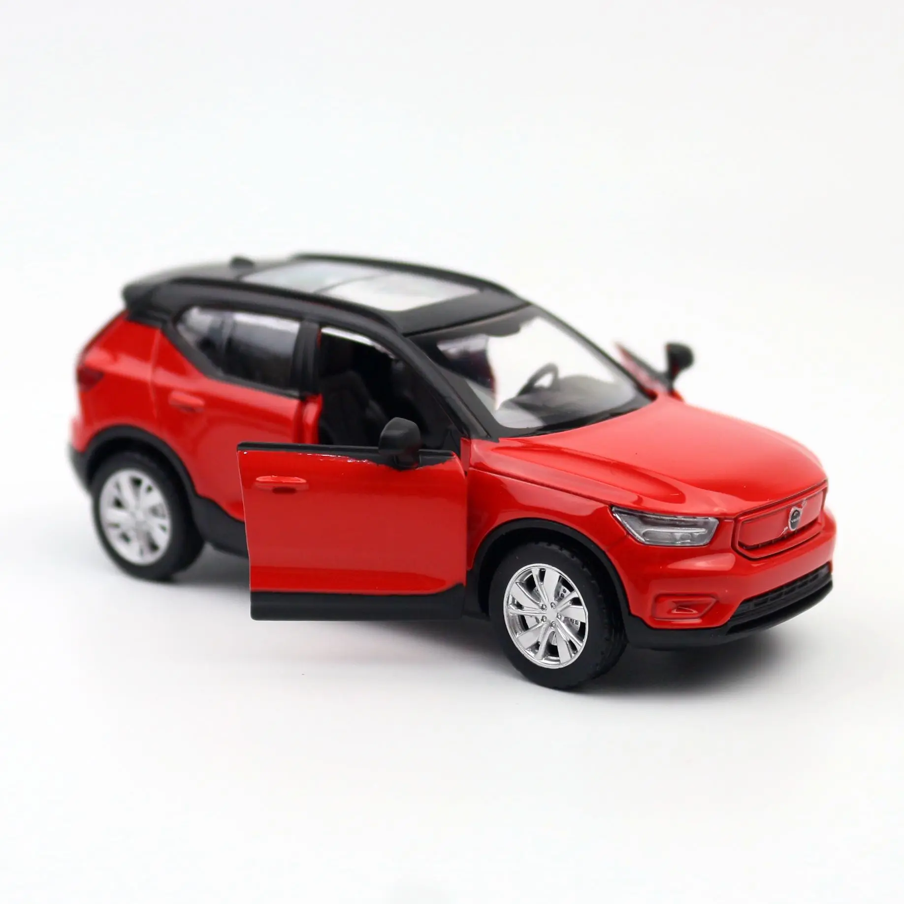 1/39 Volvo XC40 SUV Toy Car For Children MSZ Diecast Hybrid Vehicle Miniature Pull Back Free Wheels Collection Gift For Boys