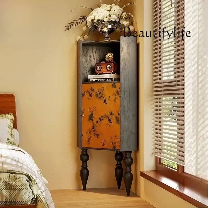 R Eenvoudige bruine woonkamerkasten Rustiek Klassiek Hoog Modern Woonkamerkasten Houten smalle kast De Rangement-meubels