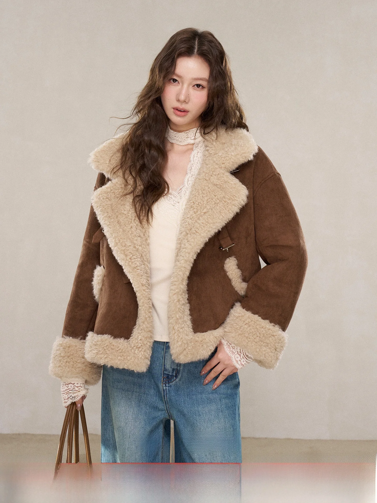 

Женское пальто Cute Berries, зима 2025, новинка, кофейного цвета, с меховой подкладкой, теплое, для повседневной носки, свободный крой, длинный рукав