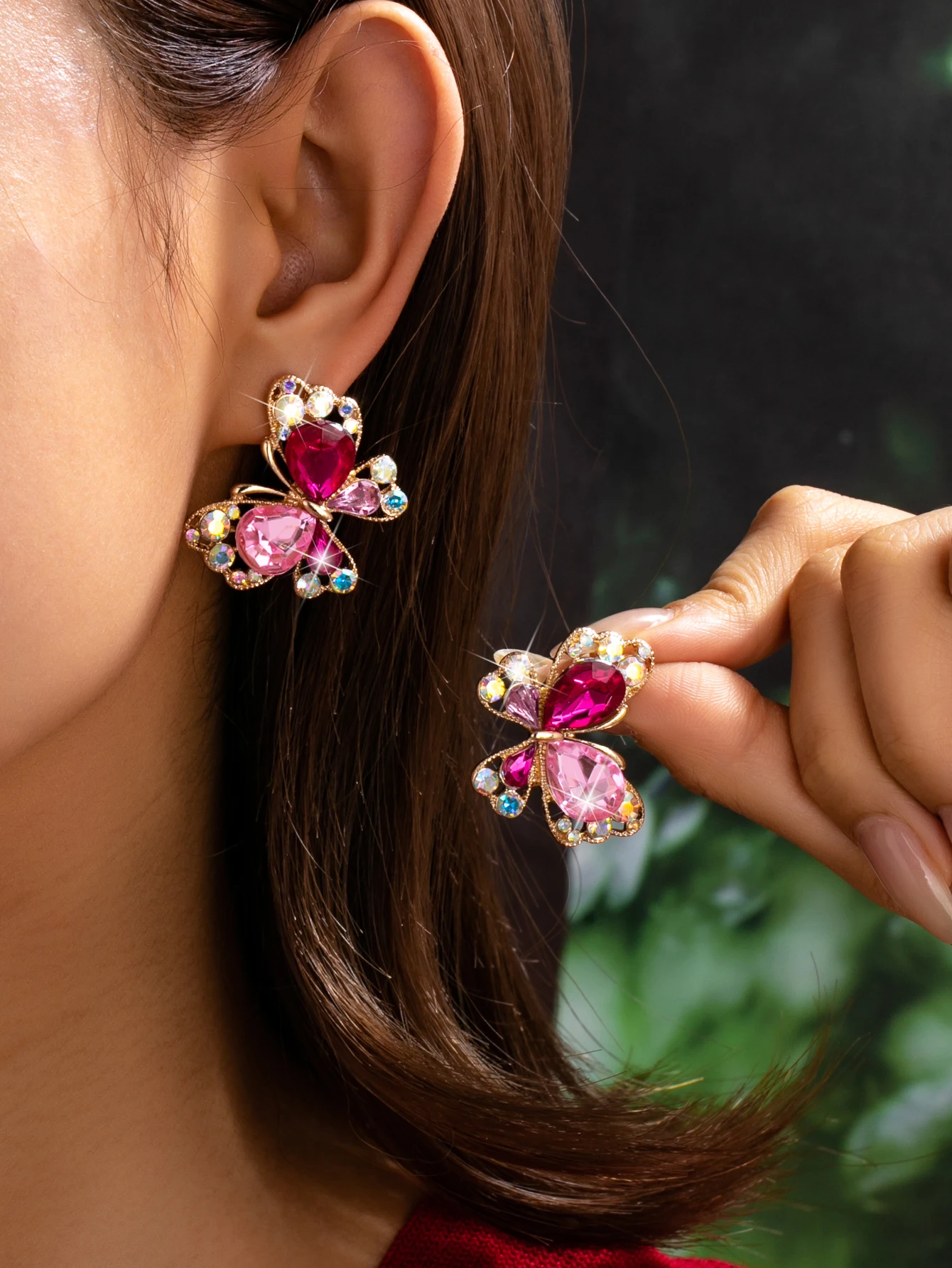 1 Pair of Elegant Retro-Style, Sweet and Romantic Girly-Style, Pastoral Forest-Style Colorful Gemstone Butterfly Earrings for Women, Available in Orange-Brown/Rose Pink, Suitable for Pairing with Floral Dresses, Chiffon Shirts, Light-Colored Suits, Lace Camisole Dresses, Fairy-Style Cover-Ups, Perfect for Spring Picnics, Garden Dates, Wedding Bridesmaids, Light Formal Occasions, and Holiday Travel