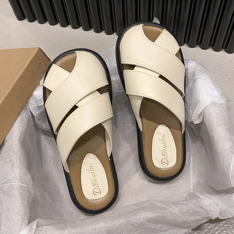 Summer New Women Baotou Sandals Minimal Fashion Breathable Round Head Slippers Casual Lightweight Non Slip Sandalias