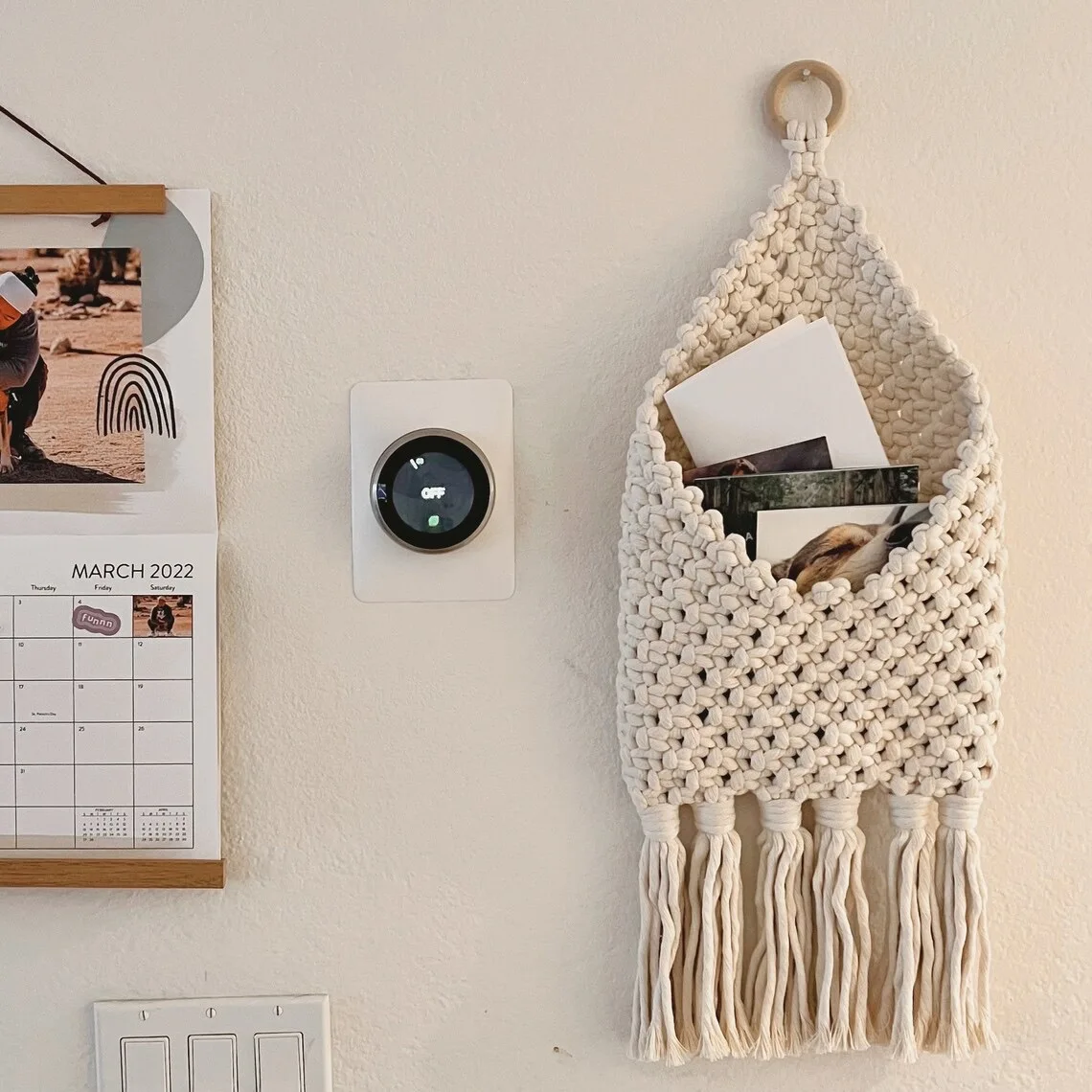 Boho Macrame Tassel Wall Hanging Storage Bag, Nordic Handwoven Wall Organizer Pocket for Room Decor