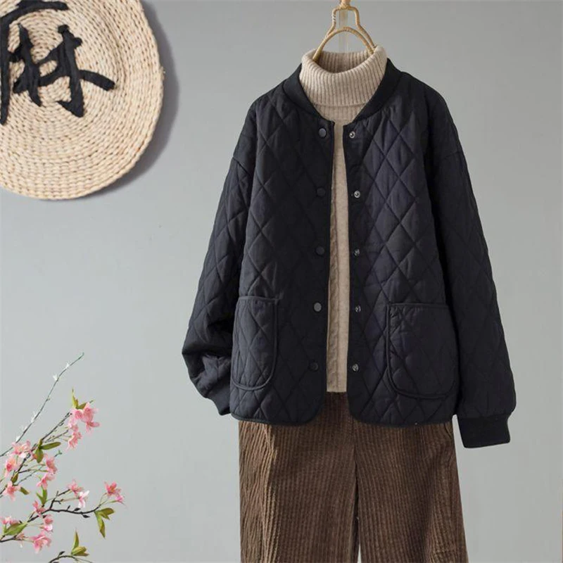 女性の冬の綿ジャケット秋冬ファッション軽量綿入りコートデイリー厚く暖かいシングルブレストコート