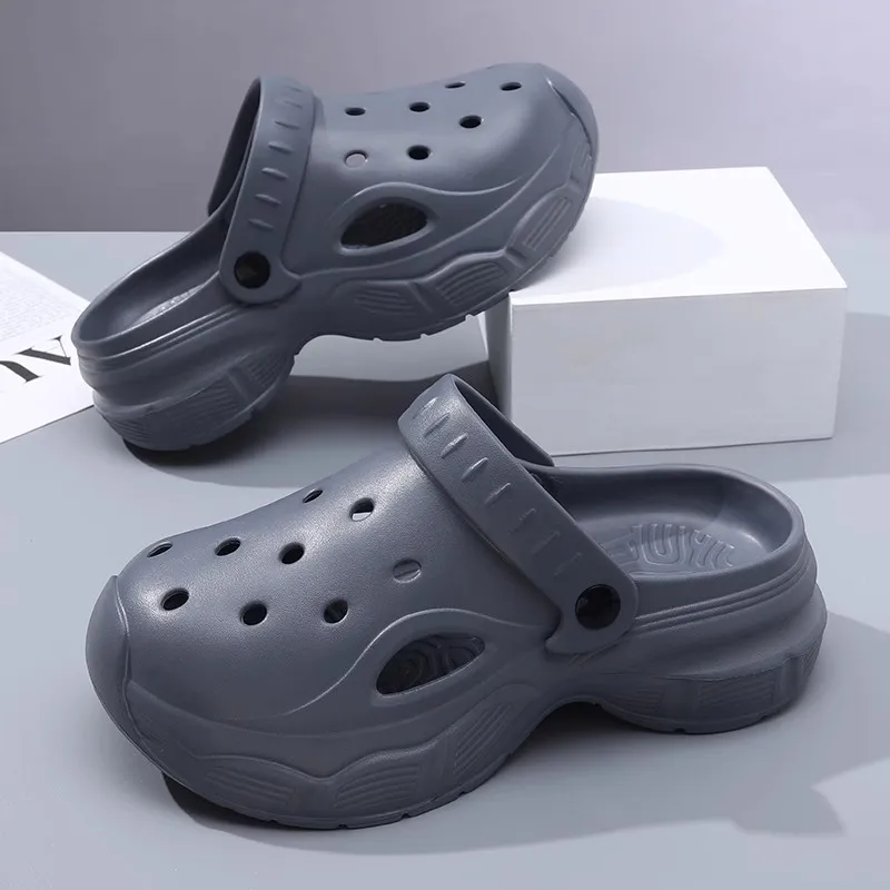 

Men's Summer Light EVA Trend Home Sandals Clogs Shoes Beach Shoes Men Baotou Slippers Outdoor Student Comfortable Sandals