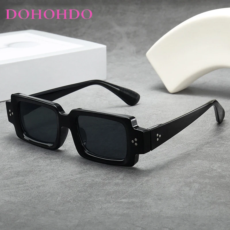 

Luxury Brand Design Retro Small Rectangle Sunglasses Men Rivets Y2K Punk Shades UV400 New Fashion Women Clear Lens Glasses Frame