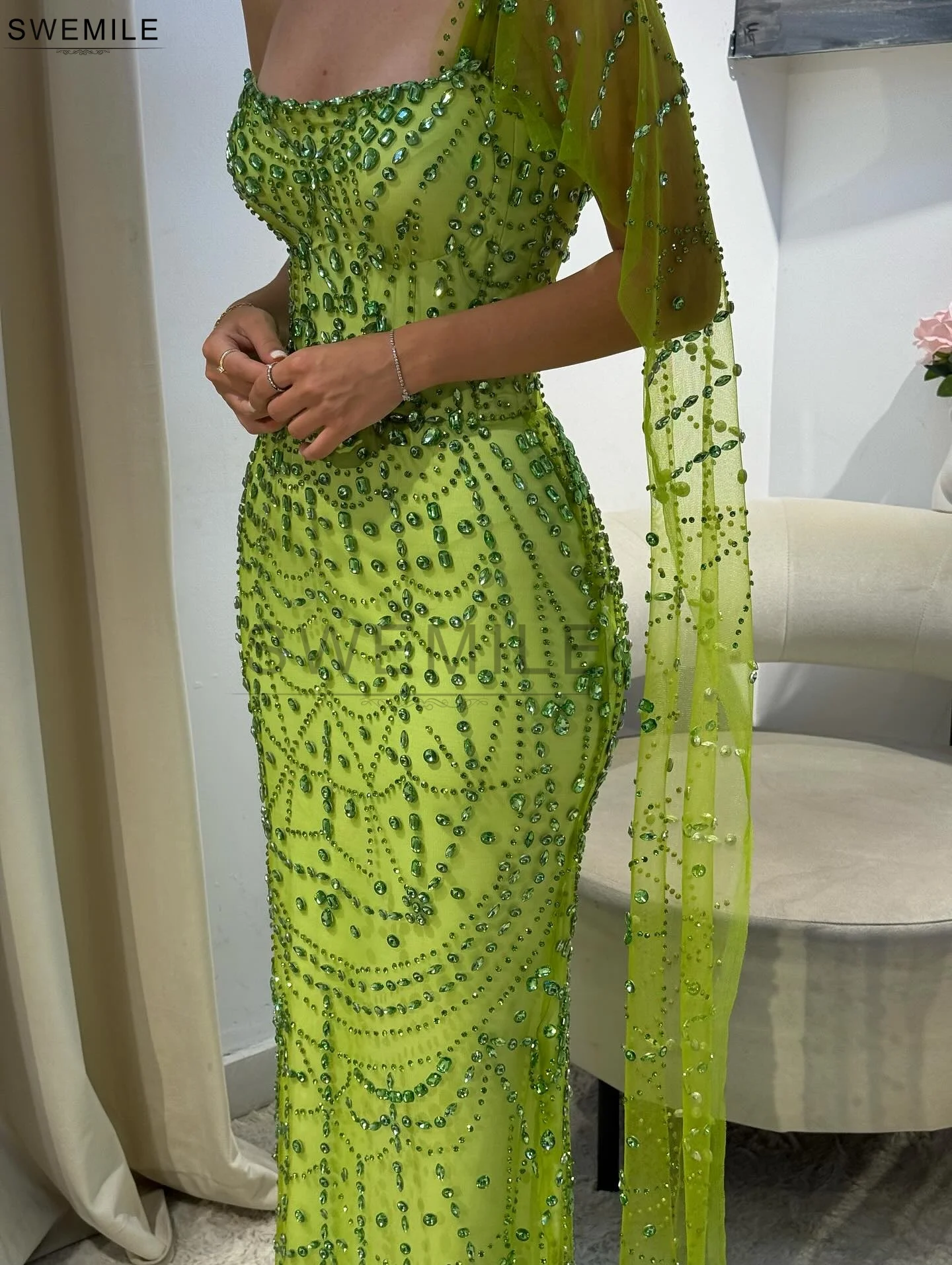 SWEMILE Grüne Meerjungfrau-Abendkleider, Kristallperlen, Tüll, einschulterig, trägerlos, Abendkleid, luxuriös, maßgeschneidert, Saudi-Arabien