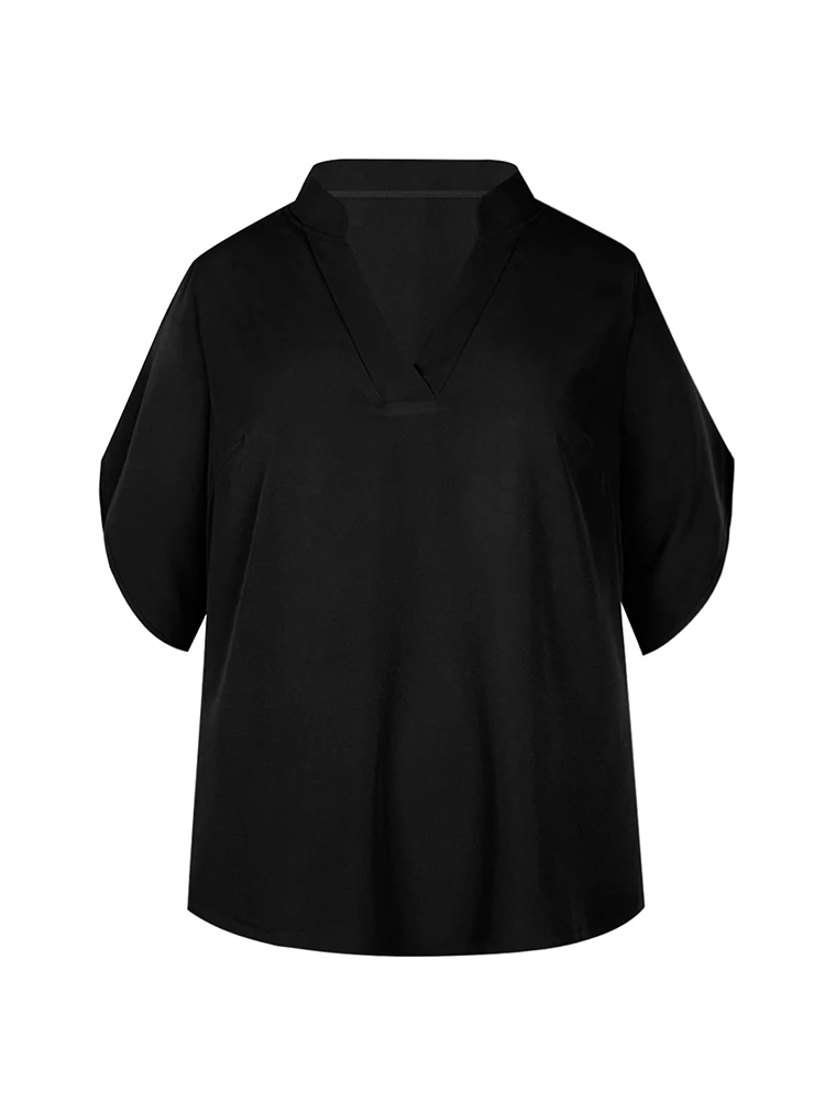 Plus size women\'s shirt solid color black V-neck top women\'s loose short-sleeved shirt daily casual office versatile