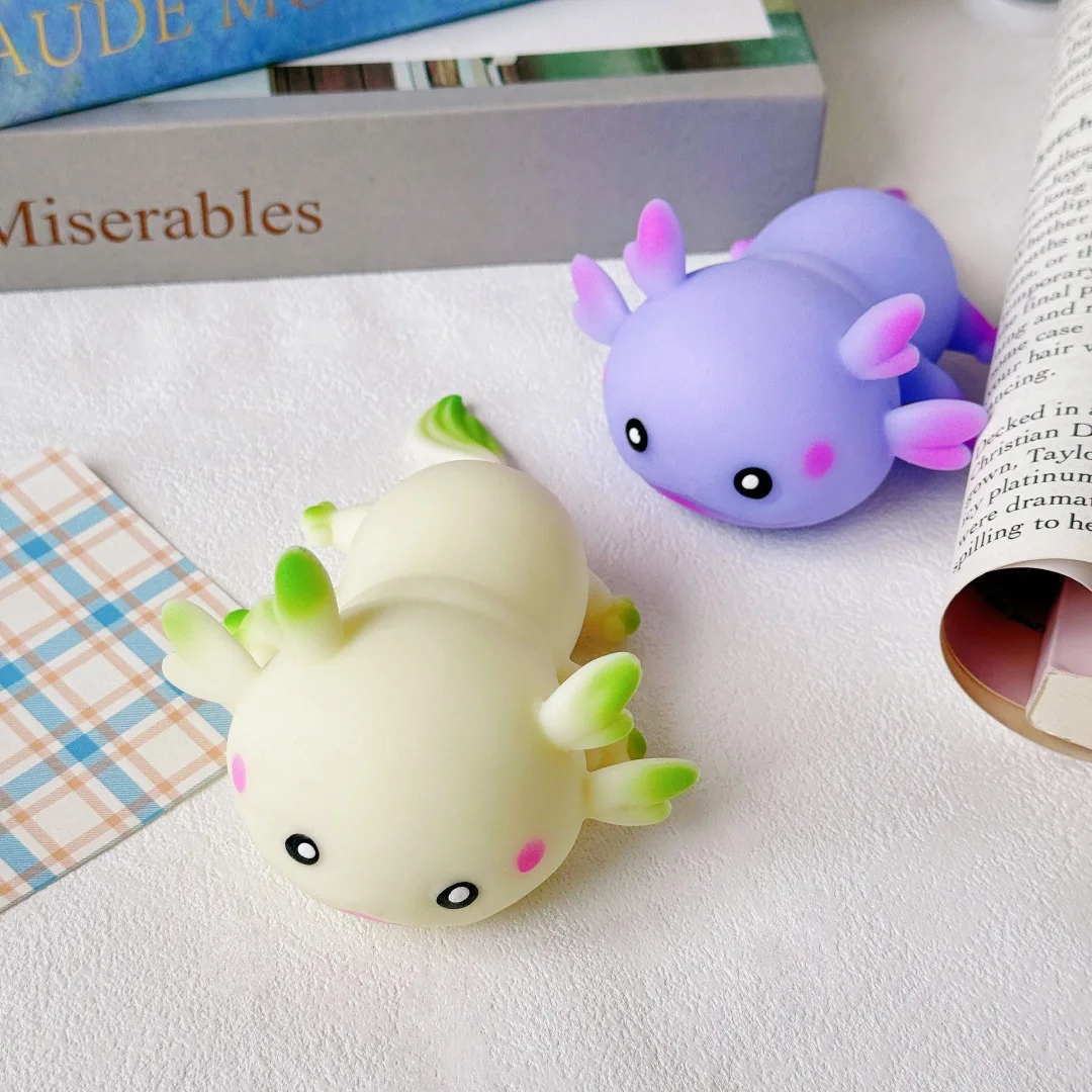 Cartoon Salamander Stress Relief Toy Cute Pinching Sensory Fidget Toy for Anxiety Fun Novelty Animal Desk Toy & Creative Gift