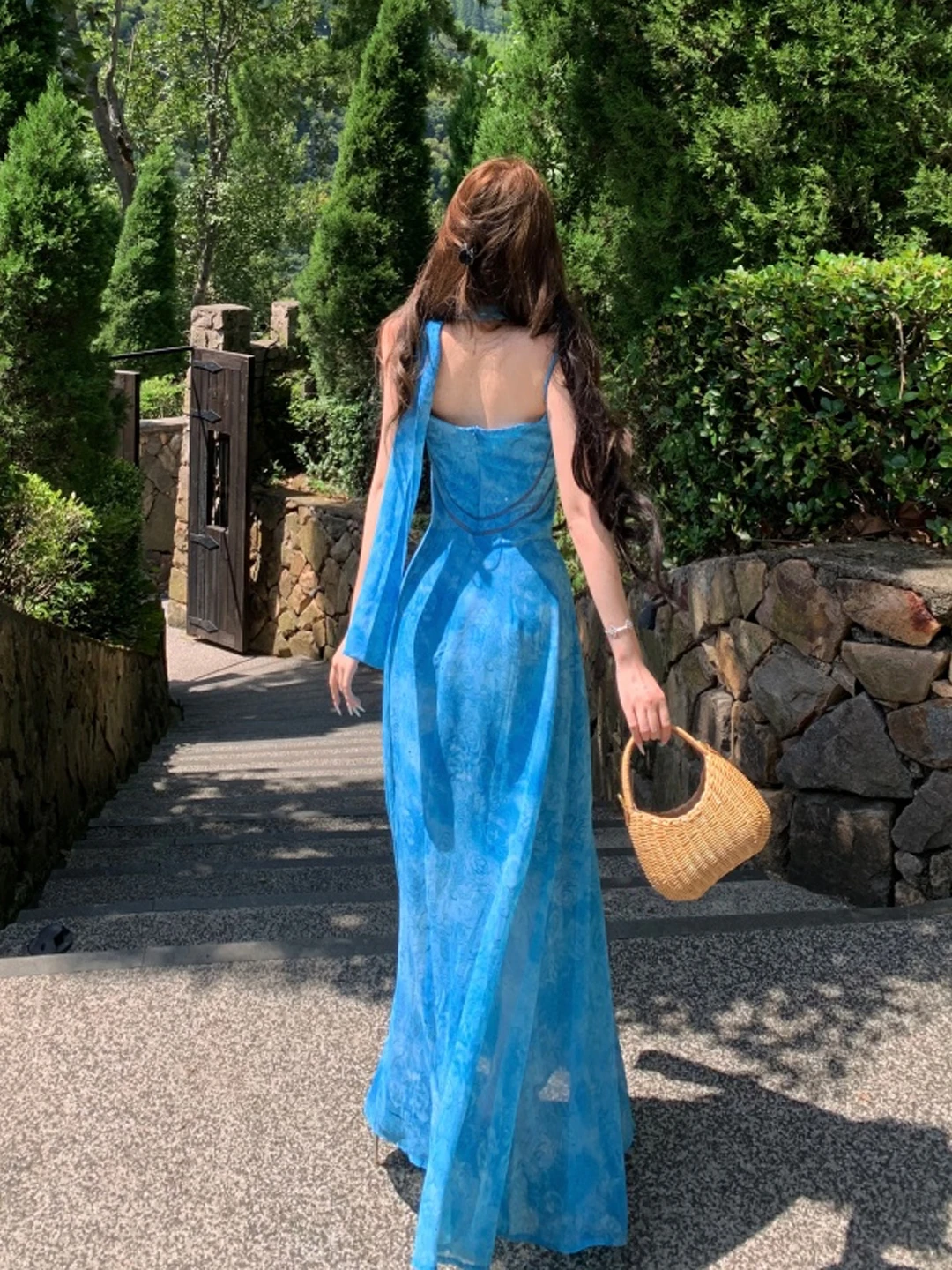 ブルーの花柄プリント、スリムなサマードレス、Aラインロングドレス、ビーチバケーション向け、レディースファッション、カジュアル、Vネック、ジッパー付き