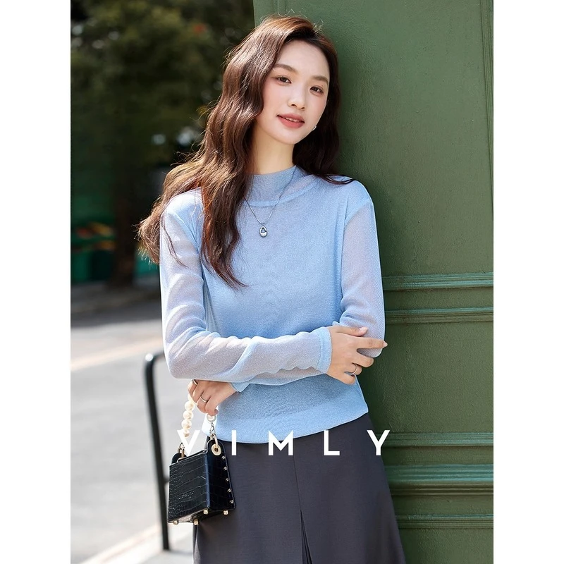 blue pullovers